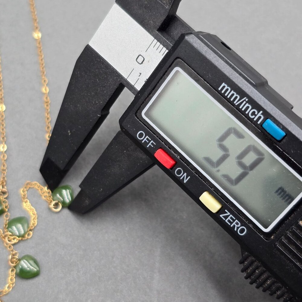 Vintage 14K Gold Filled Jade Heart Necklace 16" Five Station Dangle Minimalist - Picture 7 of 11